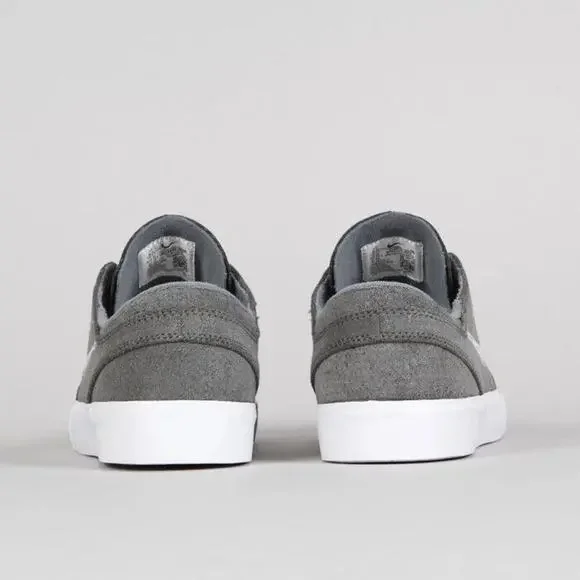 Nike SB Zoom Stefan Janoski Mens Size 7.5 Suede Gray Flyleather RM CI3836 002